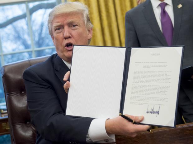 tpp-trump-sign